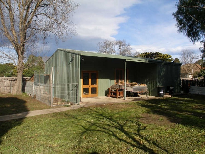 13 Park Avenue, Cowwarr VIC 3857