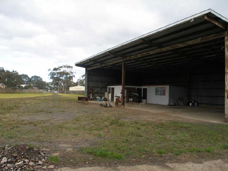 12 Firebrace Road, Heyfield VIC 3858