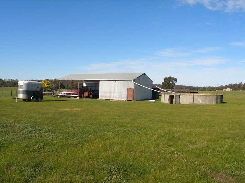 31 Johnsons Lane, Seaton VIC 3858
