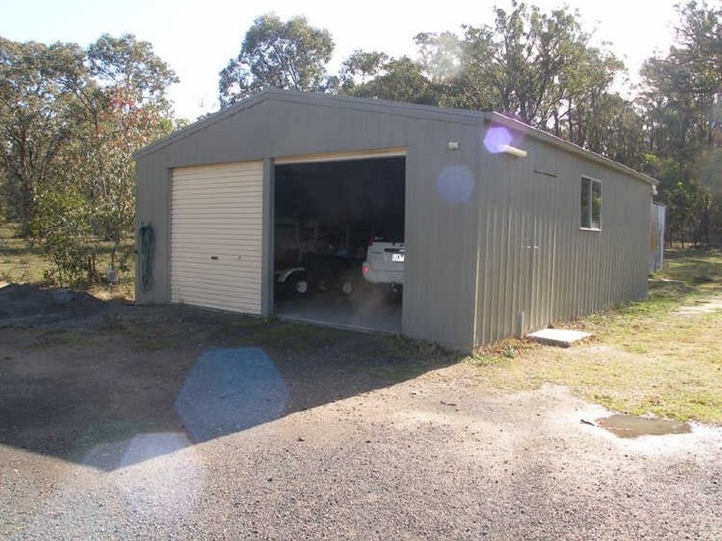 10 Inala Road, Glenmaggie VIC 3858