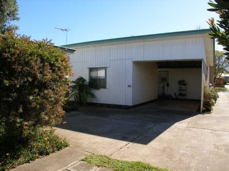 12 Harbeck Street, Heyfield VIC 3858