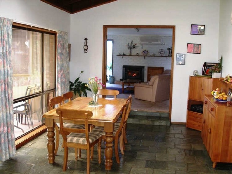 33 Bruce Street, Heyfield VIC 3858