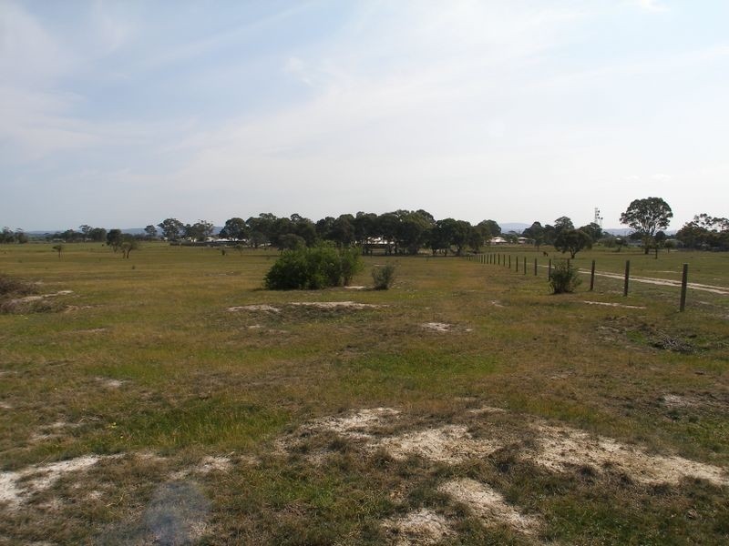 Winnindoo Avenue, Heyfield VIC 3858