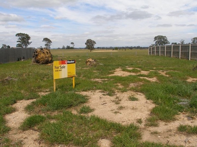 12 Burrnett Court, Heyfield VIC 3858