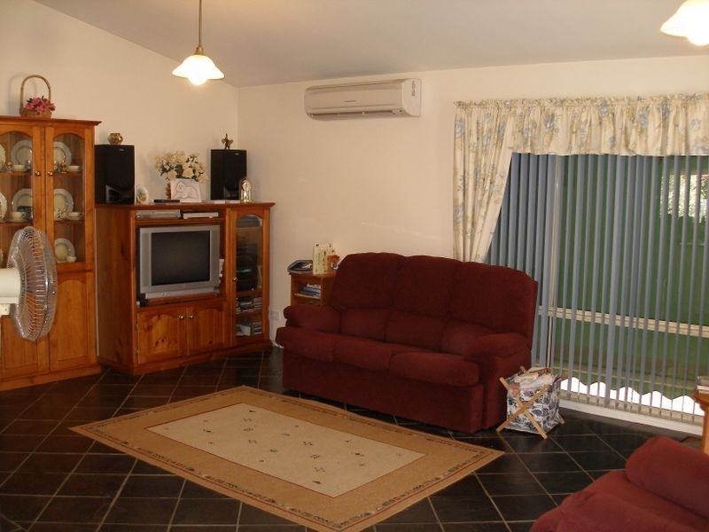 48 Bruce Street, Heyfield VIC 3858