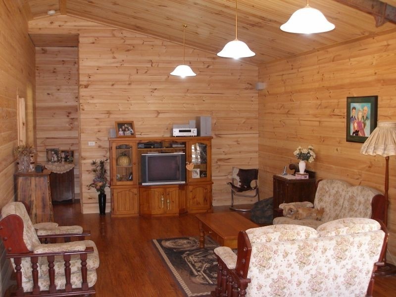 122 Thomson Lane, Seaton VIC 3858