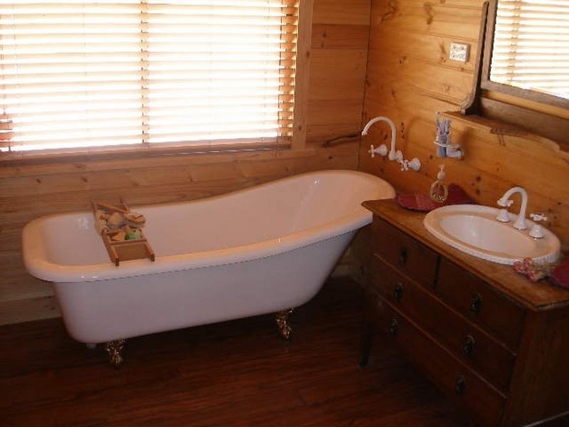 122 Thomson Lane, Seaton VIC 3858