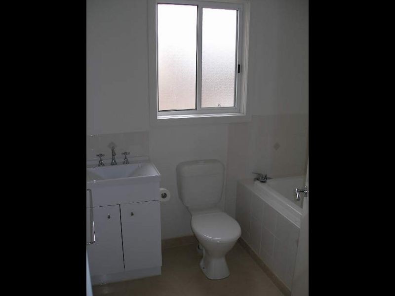 15 Clark St, Heyfield VIC 3858