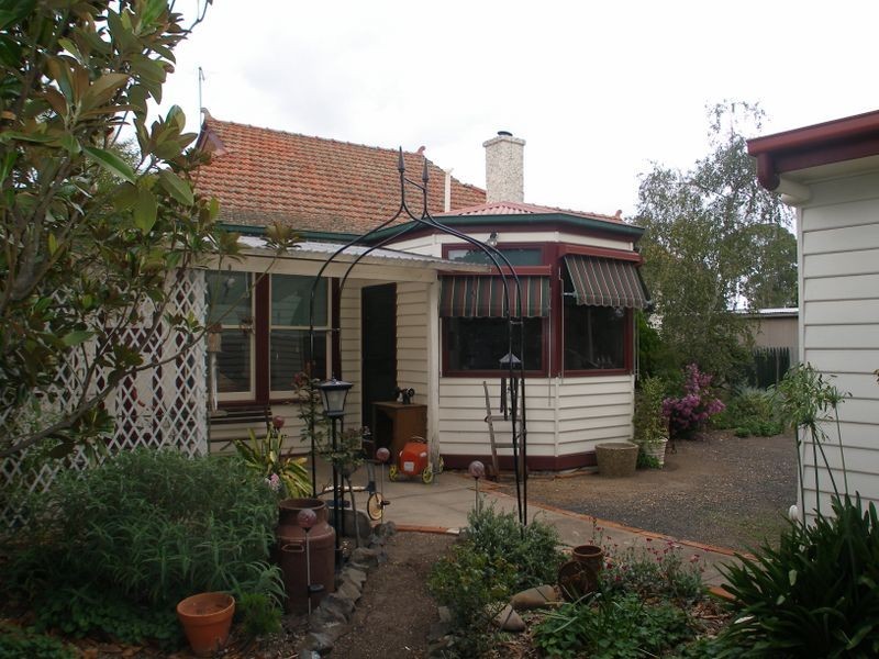 3 Mills Street, Heyfield VIC 3858