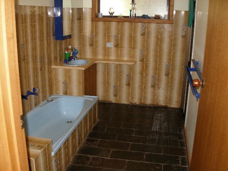 214 Angle Channel Rd, Heyfield VIC 3858