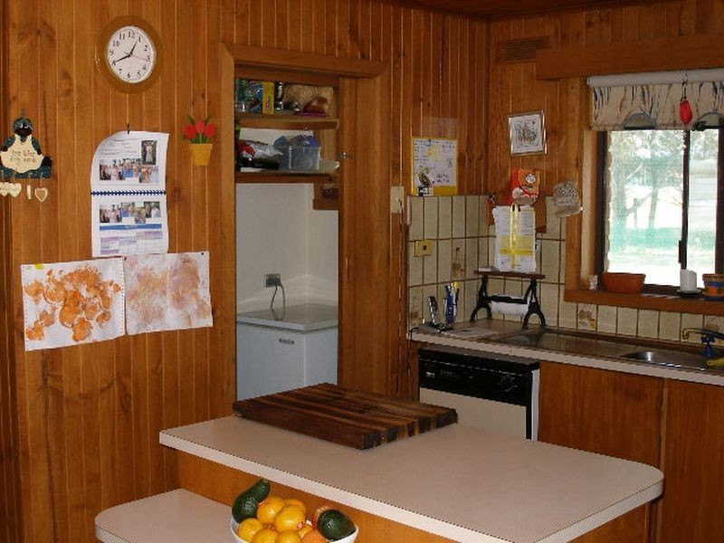 214 Angle Channel Rd, Heyfield VIC 3858