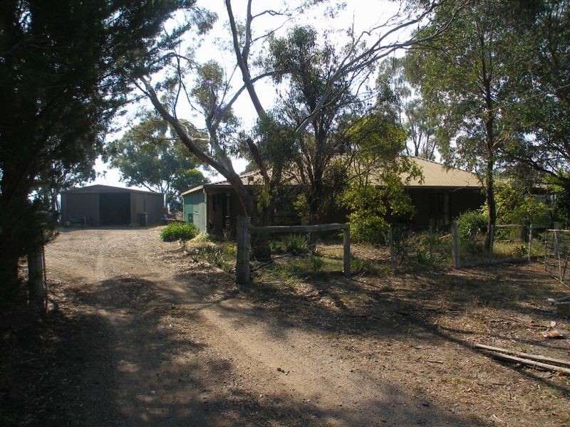 214 Angle Channel Rd, Heyfield VIC 3858