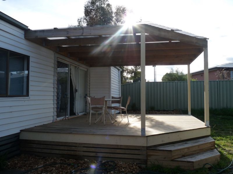 12 Licola Rd, Heyfield VIC 3858