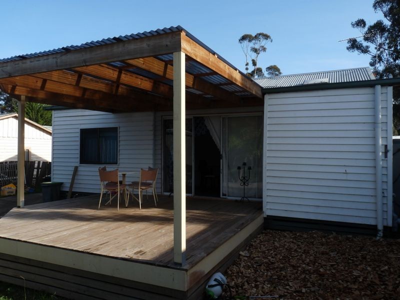 12 Licola Rd, Heyfield VIC 3858