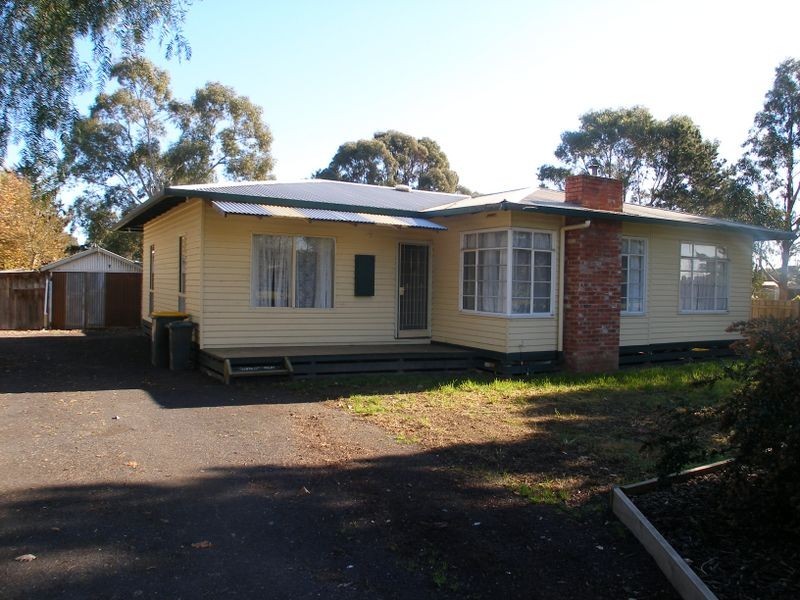 5 Cricket Street, Cowwarr VIC 3857