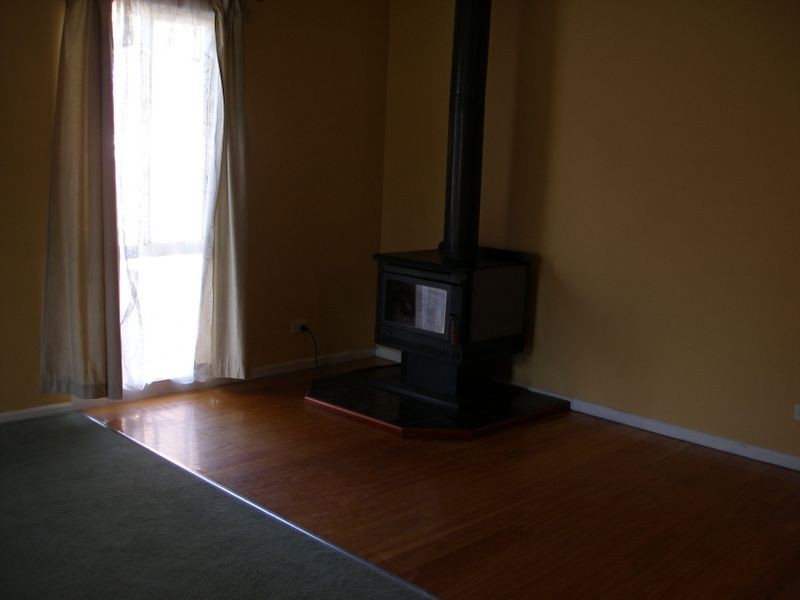 5 Cricket Street, Cowwarr VIC 3857