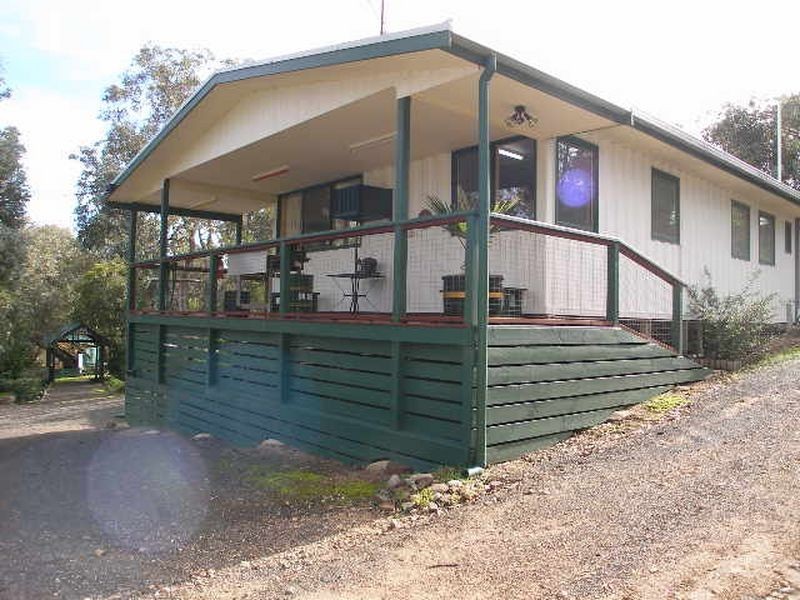 94 Ryans Rd, Coongulla VIC 3860