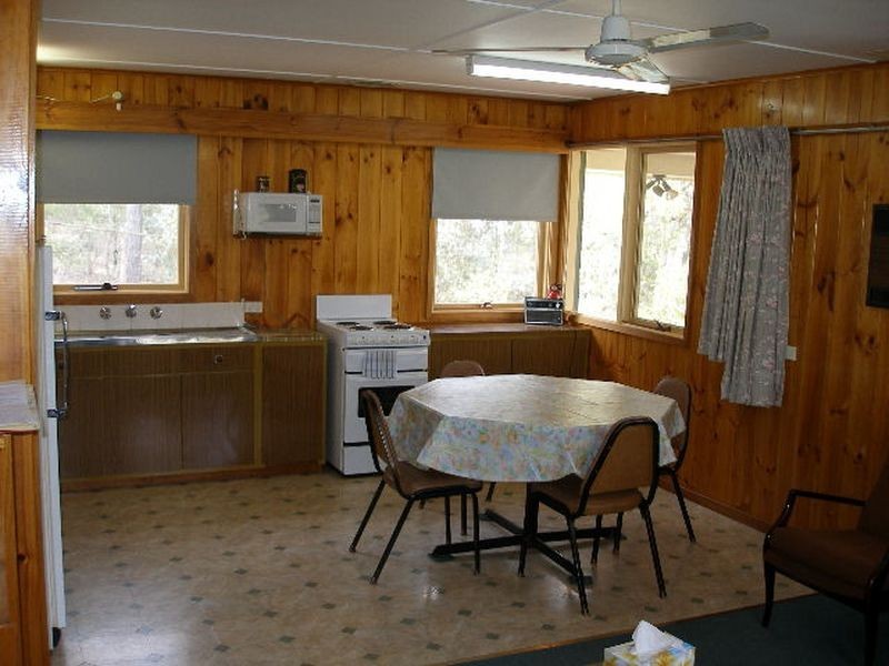 94 Ryans Rd, Coongulla VIC 3860