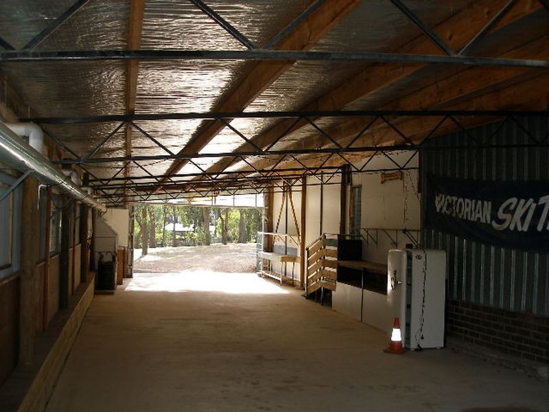 94 Ryans Rd, Coongulla VIC 3860