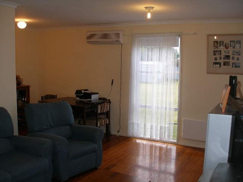 6 Perry Crt, Heyfield VIC 3858