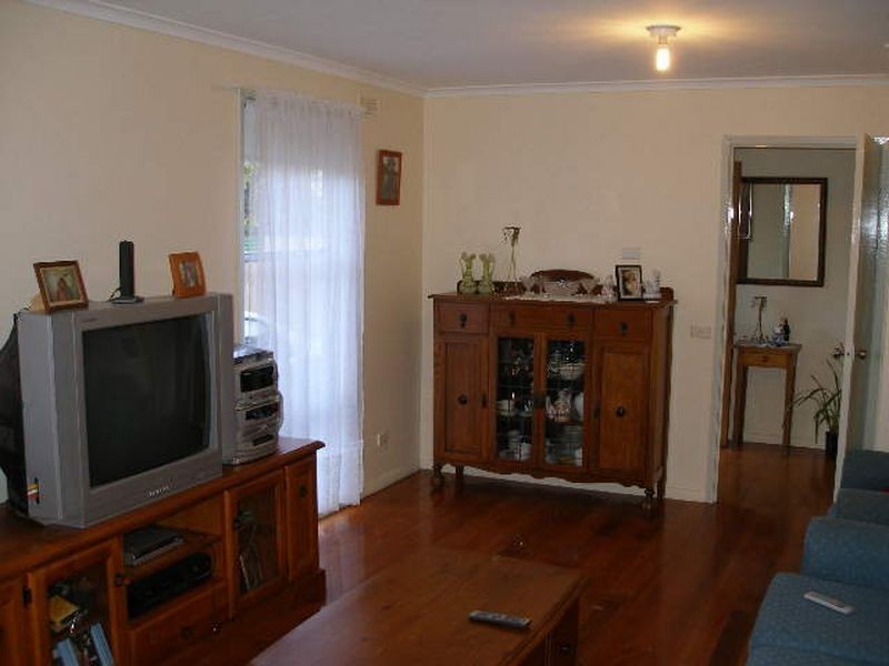 6 Perry Crt, Heyfield VIC 3858