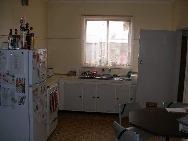 15 Skeels Street, Heyfield VIC 3858