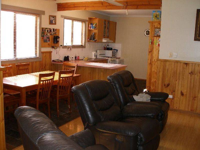 13 Tyson Rd, Heyfield VIC 3858