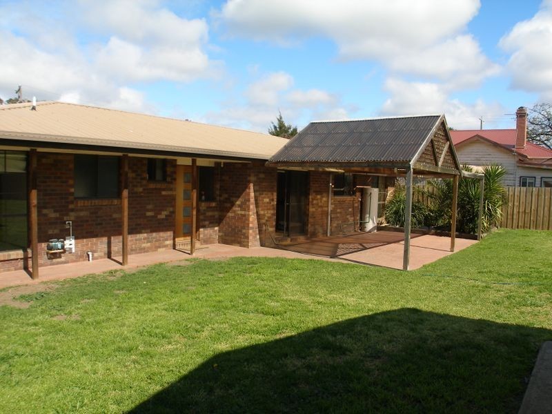19 Mills Street, Heyfield VIC 3858