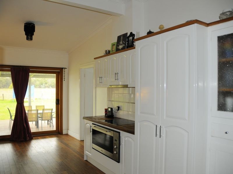 179 Licola Rd, Heyfield VIC 3858