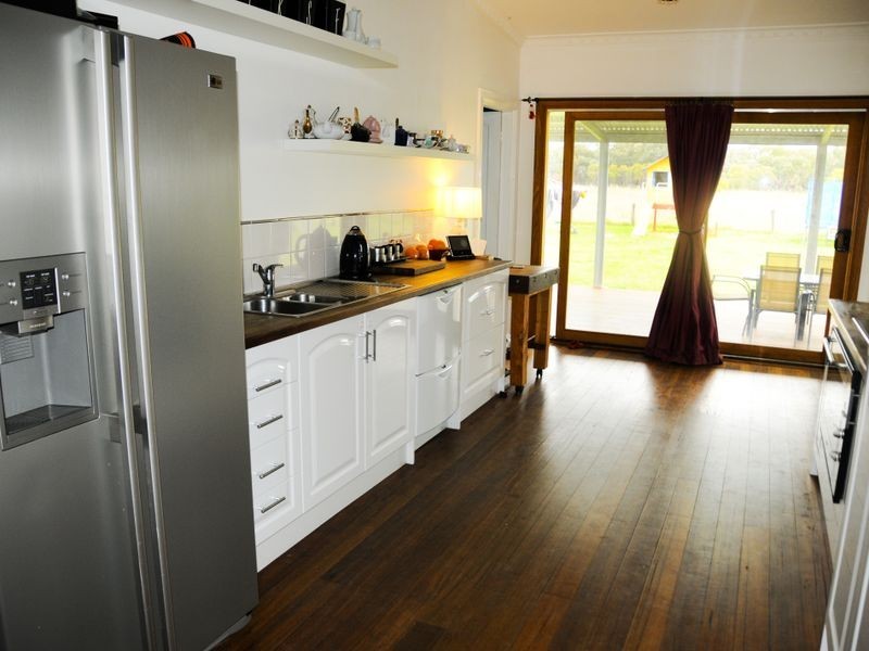 179 Licola Rd, Heyfield VIC 3858