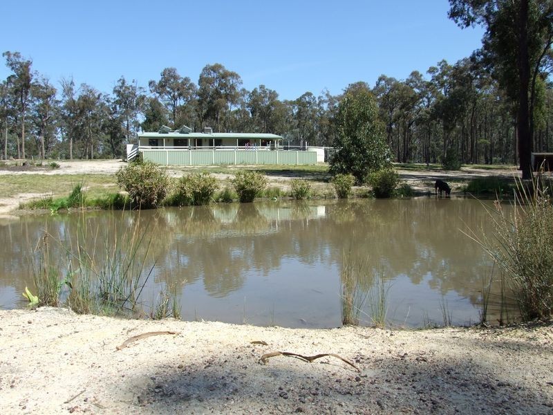 158 Lambrecht Rd, Heyfield VIC 3858