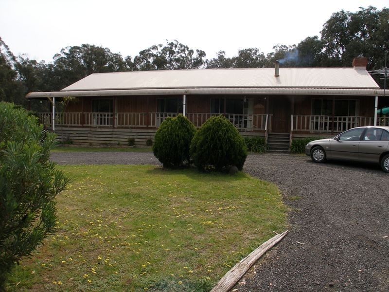 8 Almeda Drive, Coongulla VIC 3860