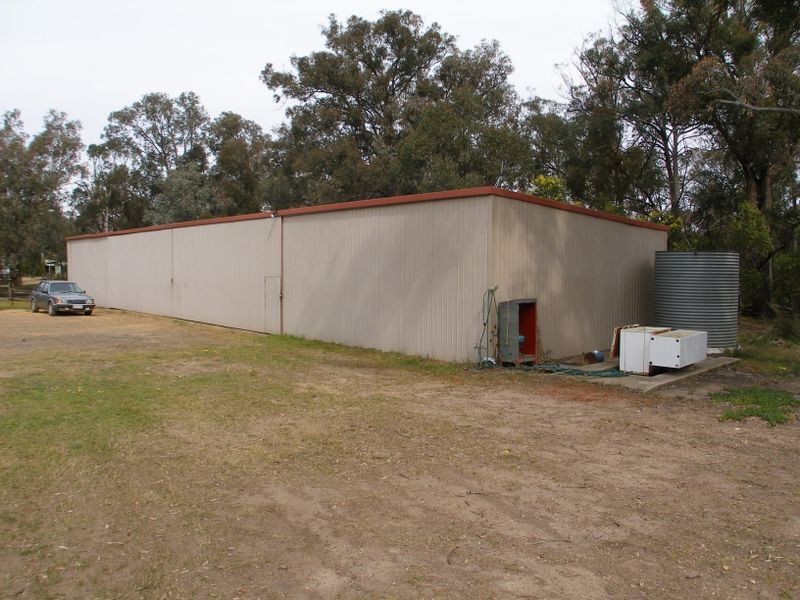 8 Almeda Drive, Coongulla VIC 3860