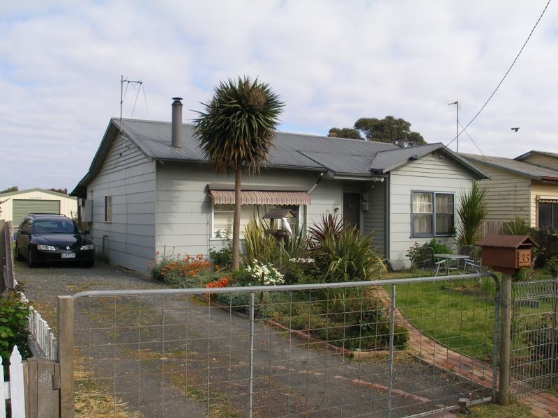 35 Weir Rd, Heyfield VIC 3858