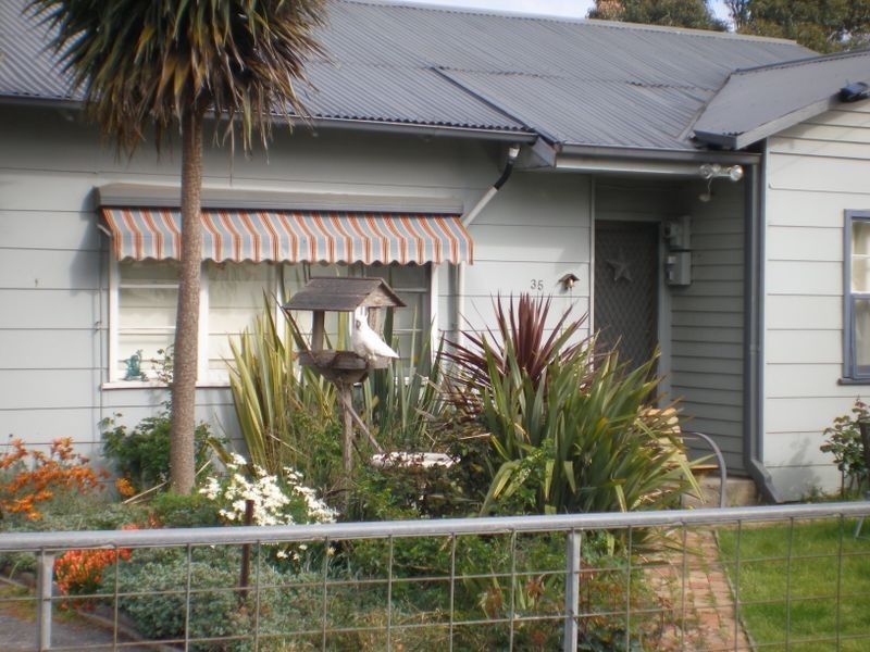 35 Weir Rd, Heyfield VIC 3858