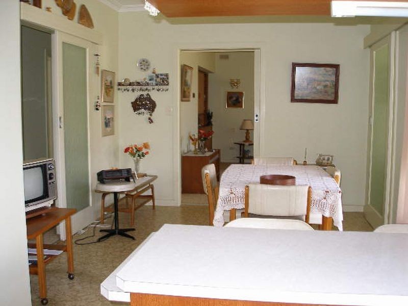 13 Mary St, Heyfield VIC 3858