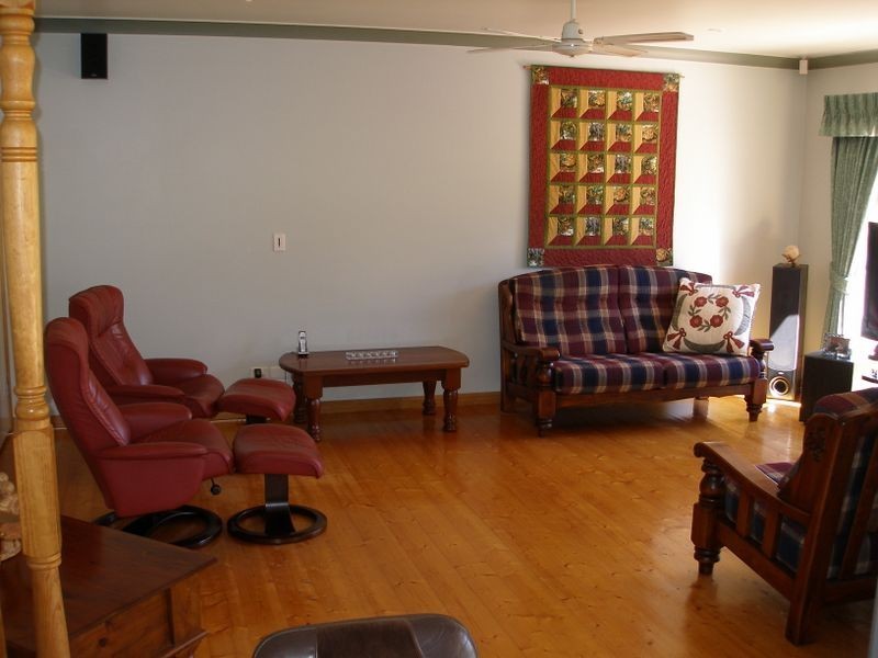 42 Racecourse Road, Heyfield VIC 3858