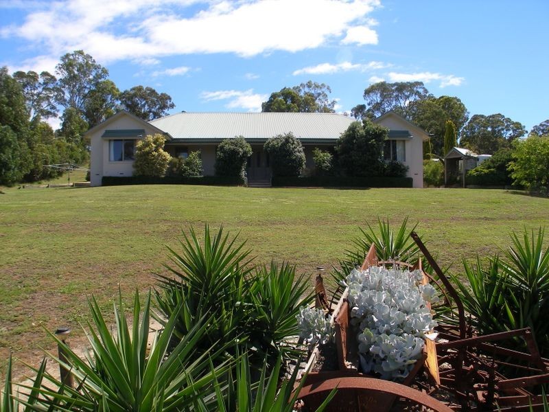 42 Racecourse Road, Heyfield VIC 3858