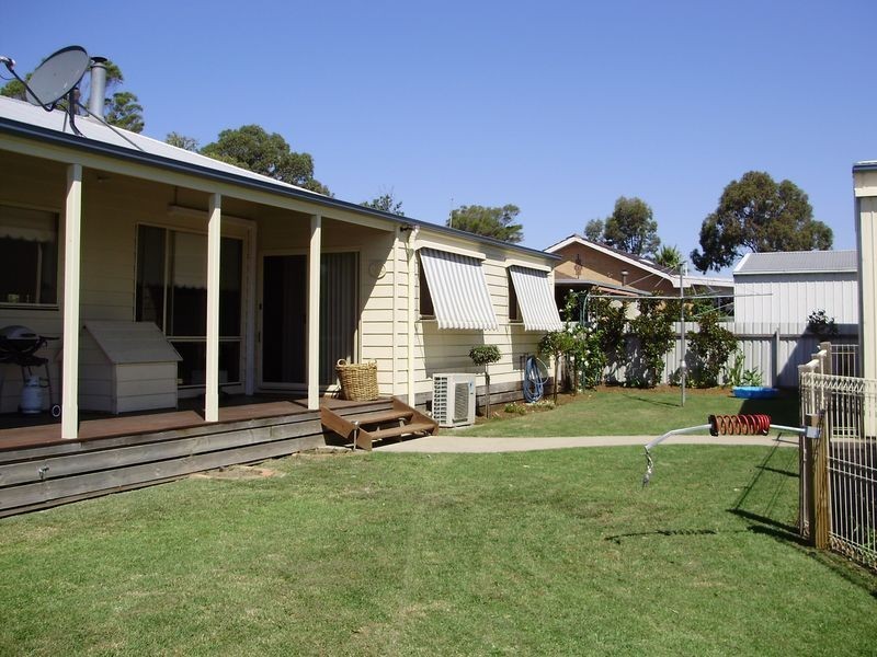 24 Clark Street, Heyfield VIC 3858