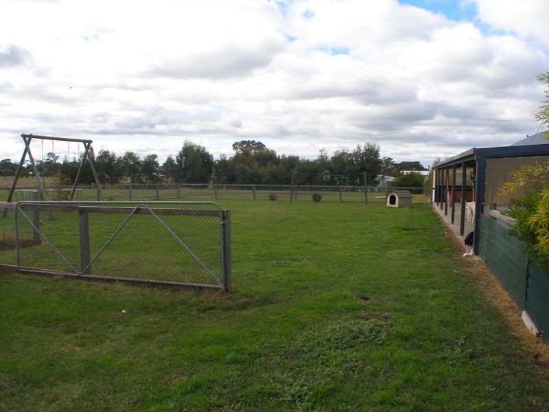 40 Mustons Lane, Heyfield VIC 3858