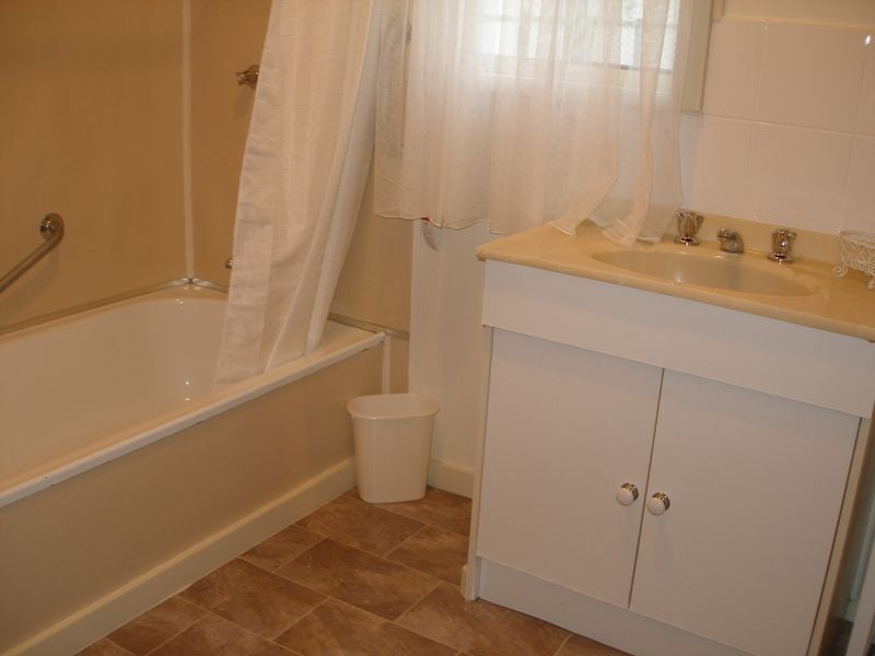 33 Weir Rd, Heyfield VIC 3858