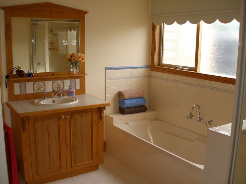 44 McFarlane Street, Heyfield VIC 3858