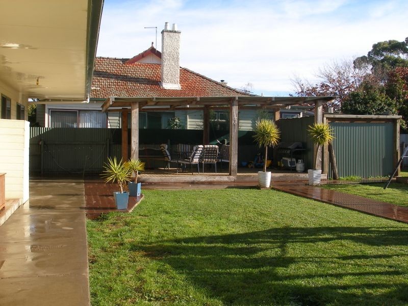 5 Mills Street, Heyfield VIC 3858