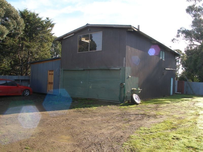 5 Mills Street, Heyfield VIC 3858