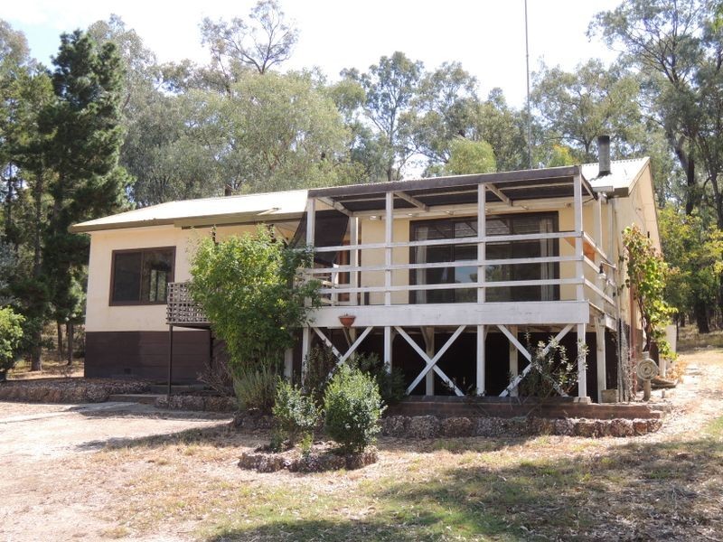 39 Nerrigundah Drive, Glenmaggie VIC 3858