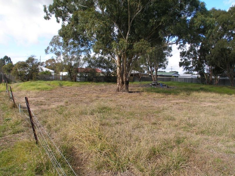 10 Skeels Street, Heyfield VIC 3858