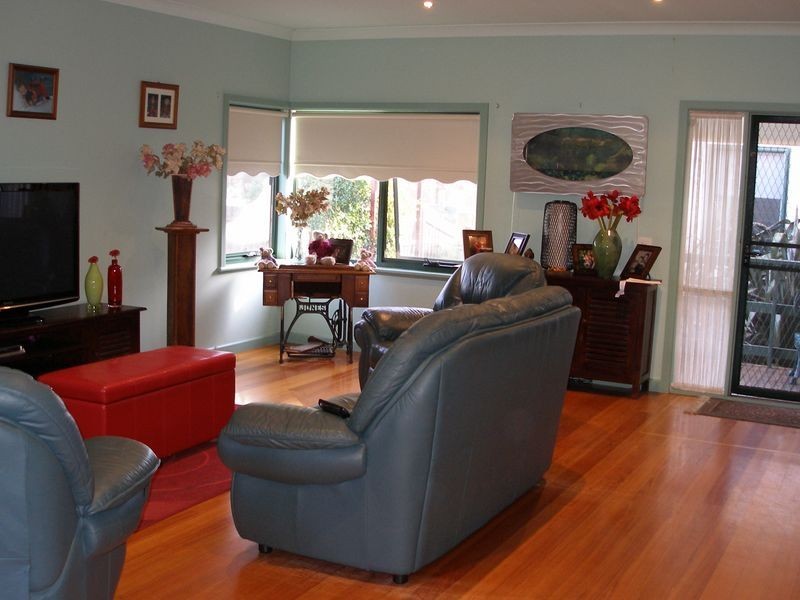 9 Clarke Street, Heyfield VIC 3858
