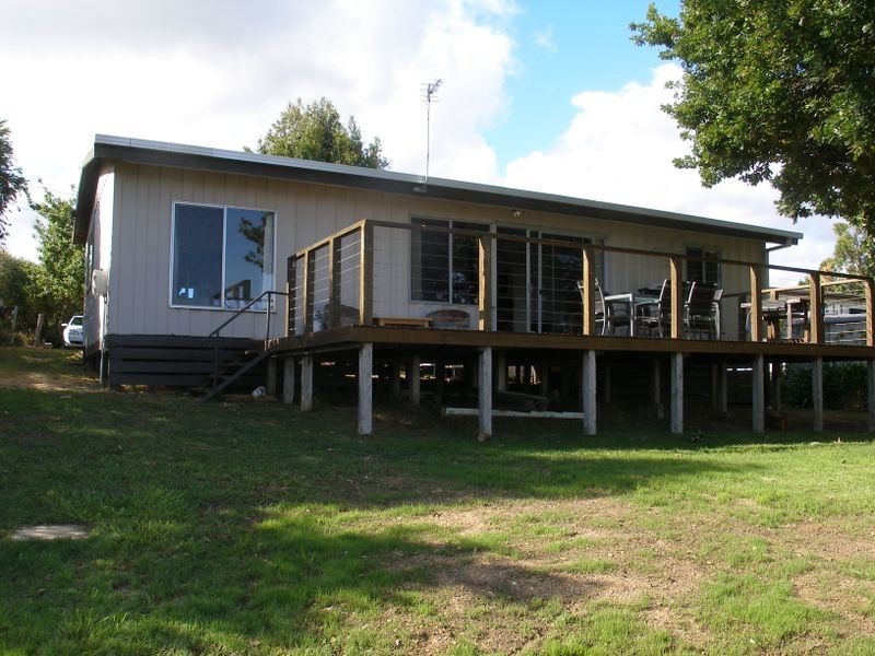 32 Katrina Crescent, Glenmaggie VIC 3858