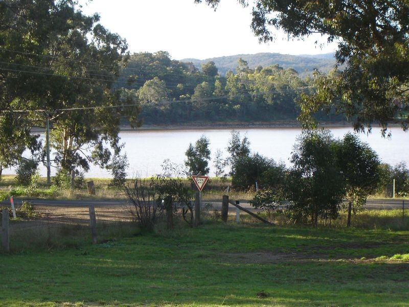 23 Lakeview Drive, Glenmaggie VIC 3858