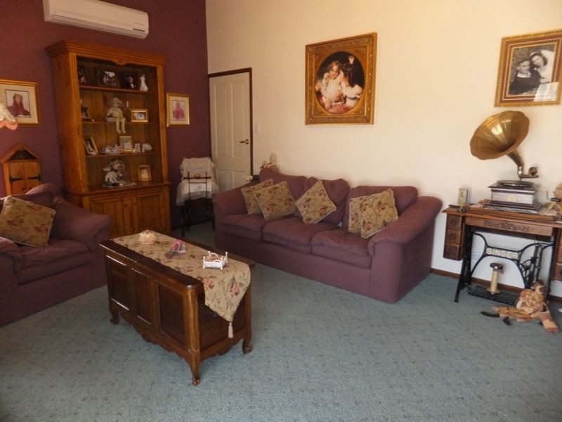 6 Mills Street, Heyfield VIC 3858